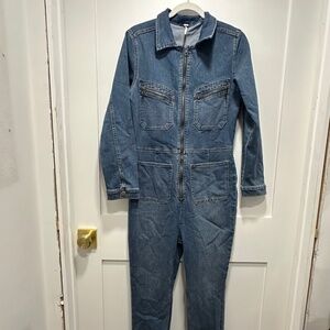 400002	Womens	Jumpsuit	Free People	Zip Up Skinny	Demin	12	Like New